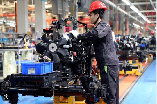 PMI của Trung Quốc tiếp tục giảm sâu, 'đè nặng' lên các nhà máy ở châu Á