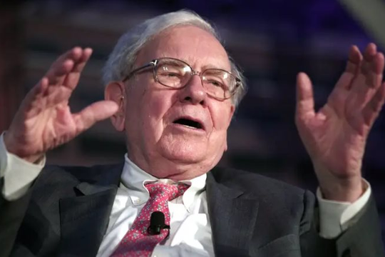 Thước đo mà Warren Buffett yêu thích nhấp nháy báo động đỏ, thị trường liệu có rớt thảm?