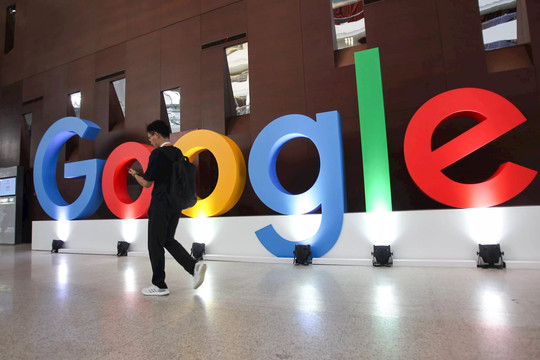 Doanh thu bùng nổ, cổ phiếu công ty mẹ của Google tăng 15% chỉ trong một phiên: Quyết định lịch sử khi lần đầu chia cổ tức