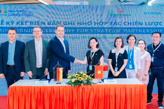 FPT Long Châu và STADA Việt Nam hợp tác toàn diện