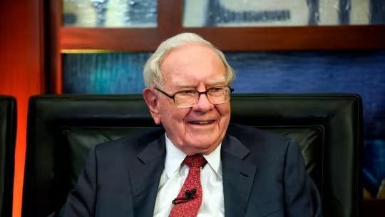 Warren Buffett vừa rót hơn 800 triệu USD vào một lĩnh vực chắc chắn hưởng lợi từ tình trạng khan hiếm nguồn cung