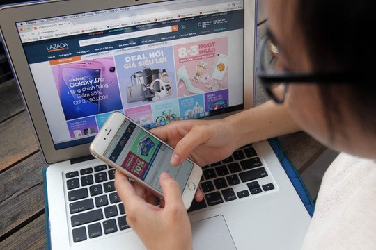 Gần 90% người tiêu dùng Việt lựa chọn mua sắm trực tuyến, đặt kỳ vọng 8/10 đơn hàng sẽ được giao tận nhà