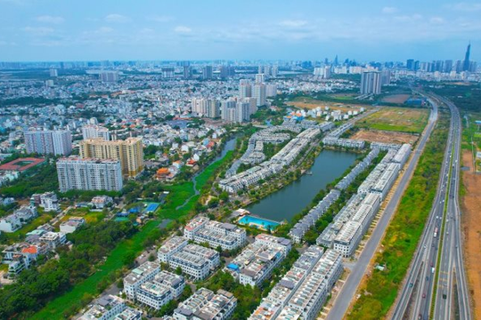 Hàng loạt dự án bất động sản tại TP.HCM và Hà Nội được xem xét tháo gỡ vướng mắc, thị trường đang dần ấm lại