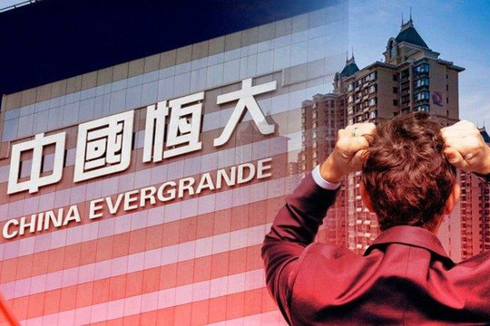 Cảnh sát ập vào bắt giữ một số nhân sự của doanh nghiệp bất động sản tai tiếng: Vụ việc của “quả bom nợ” Evergrande đã bước sang giai đoạn mới