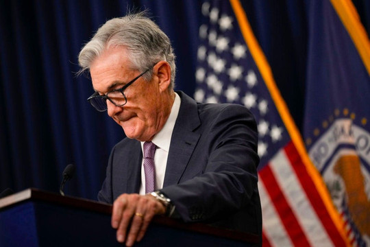 Bloomberg: 3 sự kiện đang diễn ra có thể dập tắt 'ước mơ' hạ cánh mềm của Fed 