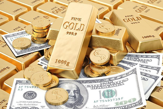 Lãi suất tăng, đồng bạc xanh mạnh nhưng giá vàng cũng… trên đỉnh: Thứ kim loại quý này đã không còn là “kẻ thù” của đồng USD mạnh?