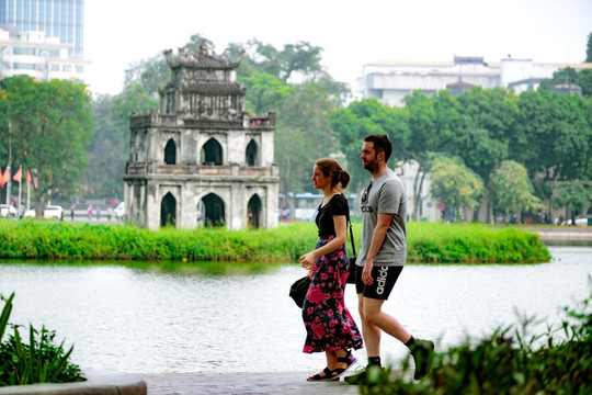 Du lịch Phú Quốc, Nha Trang, Hà Nội: Thị trường nào đang phục hồi tốt hơn?