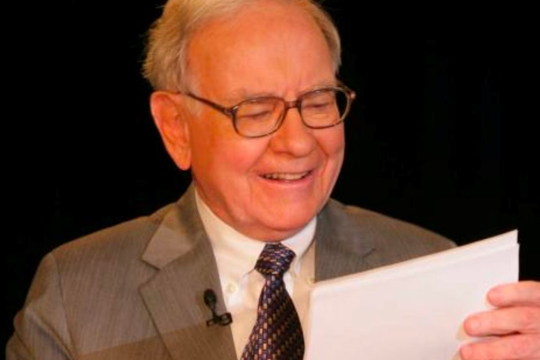Rót gần 1 tỷ USD để đầu tư, Warren Buffett không thể từ chối sức hấp dẫn của lĩnh vực bất động sản sau 1 thương vụ 'lãi đậm' 