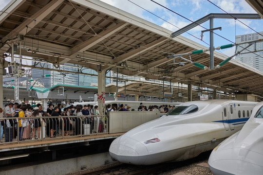 Nhật Bản tăng gấp đôi giá vé tàu cao tốc cho khách nước ngoài nhưng nhìn vào con số này, nhiều người sẽ “vui vẻ” rút hầu bao