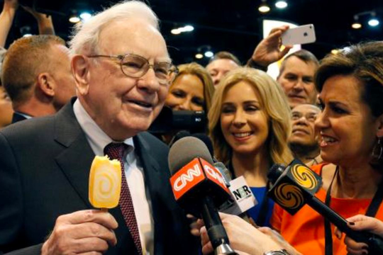 Sở hữu cổ phiếu tăng giá hơn 4.000.000%, Warren Buffett vừa 'giúp' một nhà đầu tư đi từ 'con số 0' thành một trong những người giàu nhất nước Mỹ 