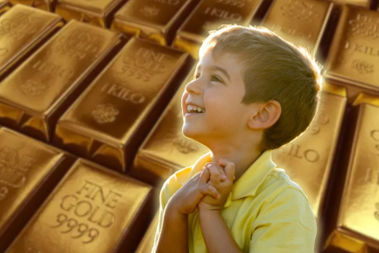 Con được tặng vàng thỏi trị giá hơn 850 triệu đồng, bố mẹ “cầu cứu” chuyên gia: Quyết định giữ hay bán để đầu tư?