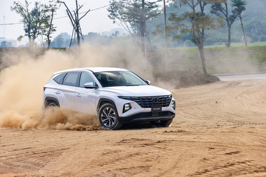 Kết quả kinh doanh của Hyundai tháng 9: Doanh số tăng 90%, kỳ vọng đột phá cuối năm
