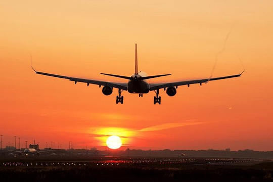 DN hàng không "cất cánh": Những DN đầu tiên công bố KQKD tăng vọt, hãng bay tấp nập lên kế hoạch mua sắm, cổ phiếu được cấp margin trở lại