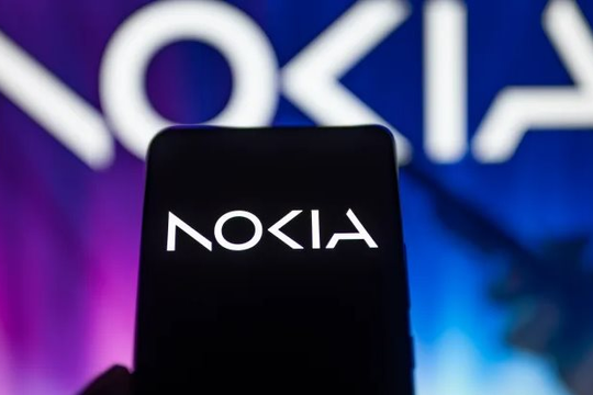 Tượng đài Nokia hồi sinh để rồi hấp hối: Vụt sáng trong chốc lát sau khi bán mảng điện thoại, giờ lại kinh doanh bết bát, sa thải 14.000 người