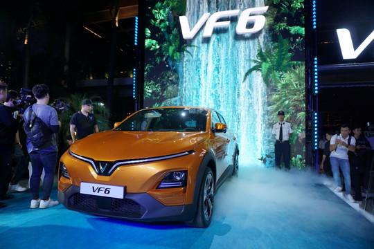 VinFast chính thức mở cọc xe điện VF6: Giá từ 675 triệu, ưu đãi 20 triệu - chi phí di chuyển chưa đến 500 đồng/km