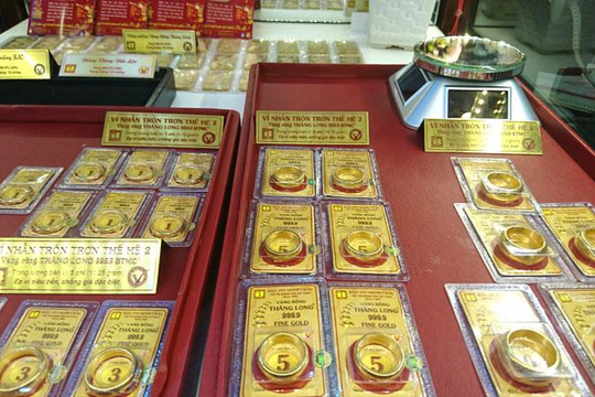 Giá vàng nhẫn tròn trơn lập kỷ lục mới vượt mốc 59 triệu đồng/lượng, người "ôm" vàng lãi đậm tuần qua