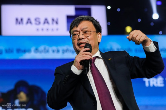 Cổ phiếu MSN về đáy 2 năm, ông Nguyễn Đăng Quang rời khỏi danh sách tỷ phú đô la của Forbes
