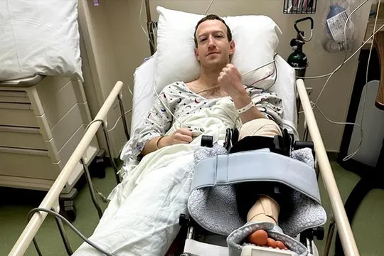 Mark Zuckerberg ‘đánh nhau’ đến nhập viện