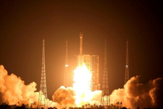 Nửa đêm Trung Quốc phóng tên lửa Trường Chinh 7A lên quỹ đạo: Mục đích là gì?
