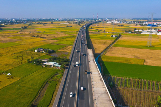 ‏Đường cao tốc đầu tiên của Việt Nam bây giờ ra sao?