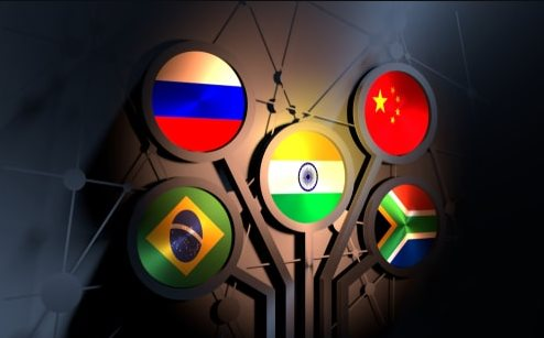 Không phải đồng tiền chung, đây có thể đáp án cho tham vọng phi đô la hoá của BRICS