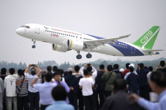 Vừa nhận tới tấp đơn hàng khủng, nhà sản xuất Trung Quốc tiết lộ hai dòng máy bay “made in China” mới, hứa hẹn khuấy đảo thị trường toàn cầu