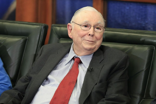 Charlie Munger - Tri kỷ 60 năm của Warren Buffett qua đời: Có công tìm ra ‘viên ngọc quý’ BYD, ‘phó tướng’ giúp định hình lại toàn bộ Berkshire Hathaway