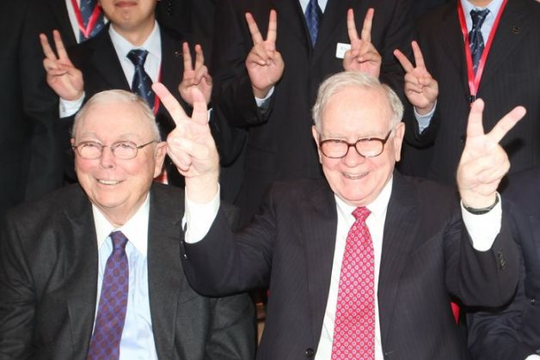 Tỷ phú Warren Buffett nói gì về tri kỷ Charlie Munger vừa qua đời?