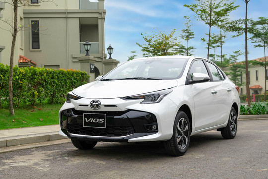 Toyota Vios giảm mạnh gần 60 triệu, chạy đua doanh số với Huyndai Accent