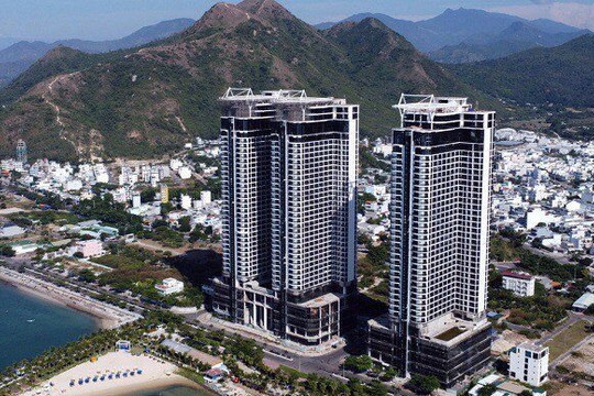 Một đại gia bất động sản Nha Trang 4 lần bị bán giải chấp tài sản do mất khả năng trả nợ, giá hạ thêm 200 tỷ đồng