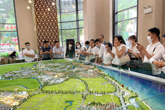 80% căn hộ tầm trung của Khang Điền, Vinhomes, Nam Long… mở bán liền có chủ: DN bất động sản đã qua rồi "cơn bĩ cực"? 