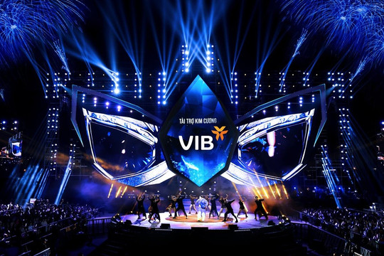 VIB hòa nhịp cùng hàng chục nghìn khán giả tại The Masked Singer Vietnam All-Star Concert 2023