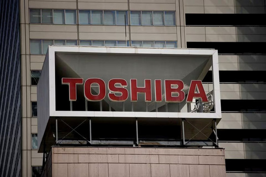 Toshiba chính thức hủy niêm yết từ hôm nay - đối diện tương lai bất định 