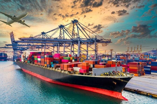Tăng cường hợp tác quốc tế trong lĩnh vực cảng biển để mở rộng xuất khẩu