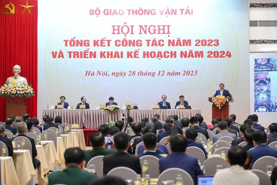 Thủ tướng yêu cầu ngành GTVT ưu tiên nguồn lực cho dự án giao thông trọng điểm