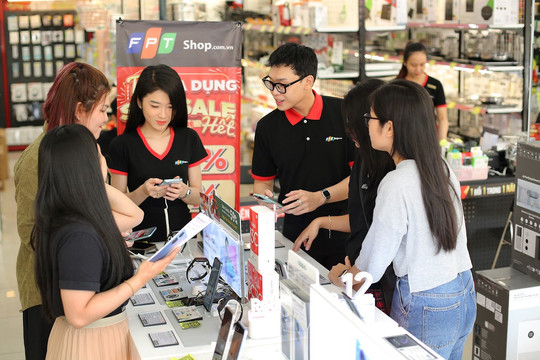 Sắm Tết tiết kiệm tại FPT Shop, thêm cơ hội trúng tivi Xiaomi
