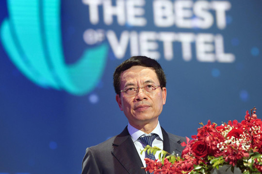 Bộ trưởng Nguyễn Mạnh Hùng: Viettel hãy lập kế hoạch phủ sóng 5G toàn quốc ngay trong năm 2024