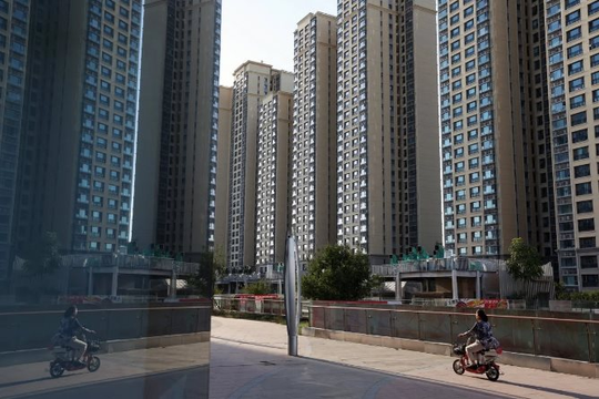 Giá nhà giảm mạnh nhất trong gần 9 năm, bất động sản Trung Quốc bao giờ thoát cơn lao đao?