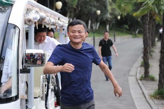 Cuộc đời thăng trầm của tỷ phú Jack Ma: Từ giáo viên Tiếng Anh với cuộc sống khốn khó tới tỷ phú công nghệ, giờ về làm "anh nông dân" nhưng liệu có thể một lần nữa tạo ra đột phá?