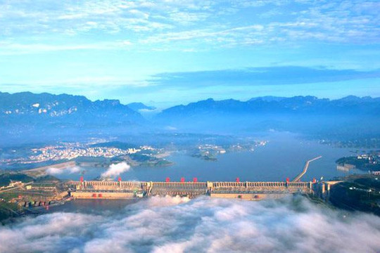 Trung Quốc sở hữu ‘hành lang năng lượng sạch’ khủng nhất thế giới: Quy tụ hàng loạt siêu đập thủy điện, có cái mất 752 nghìn tỷ để xây, dự kiến đáp ứng nhu cầu tiêu thụ điện của hơn 300 triệu người