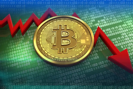 Bitcoin bất ngờ giảm sâu, có lúc thủng 67.000 USD, rơi xuống đáy của tuần