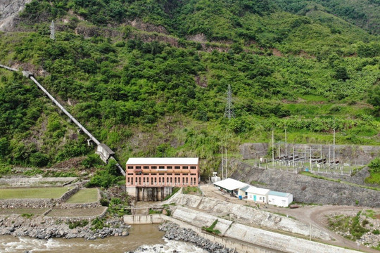 Công ty của đại gia thủy điện Trương Đình Lam báo lãi “bốc hơi” 98,2% trong năm 2023