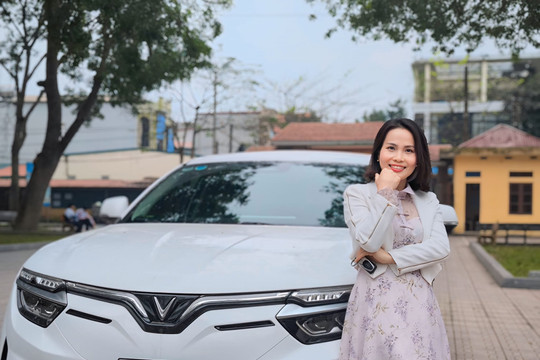 Người dùng VinFast chia sẻ niềm tự hào về xe điện thương hiệu Việt