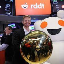 Cổ phiếu Reddit có phiên chào sàn ấn tượng với mức tăng 48%