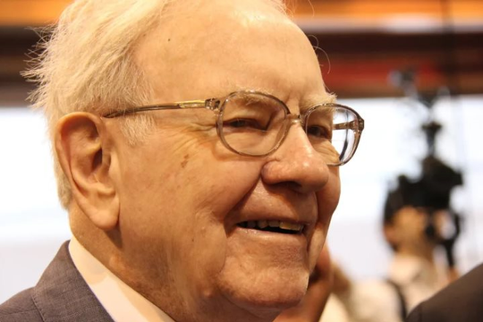 Huyền thoại đầu tư Warren Buffett: Đây là cổ phiếu vượt trội hơn cả S&P 500, ít rủi ro vì có 'hệ thống chống cháy' khổng lồ