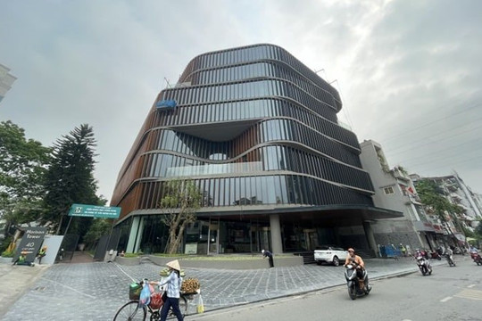 Cải thiện nguồn cung, giá thuê văn phòng của Hà Nội có hấp dẫn hơn Thành phố Hồ Chí Minh?