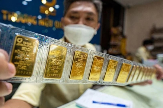 Giá vàng trong nước đi ngang sau 1 ngày ngân hàng bán vàng miếng SJC