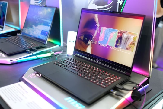 Loạt laptop mới từ MSI tại Computex 2024: Đạt chuẩn AI+, có cả phiên bản hợp tác với siêu xe Mercedes-AMG