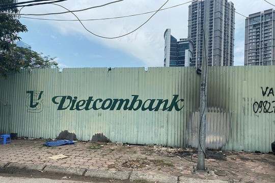 Khu đất hơn 5.000 m2 xây trụ sở Vietcombank được gia hạn sử dụng đất 24 tháng 