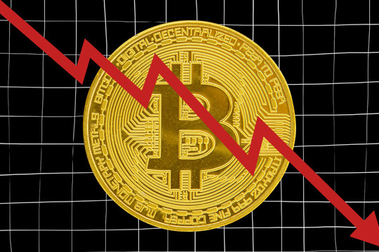 Cập nhật giá Bitcoin ngày 4/7: BTC & altcoin giảm mạnh, giá WLD tăng